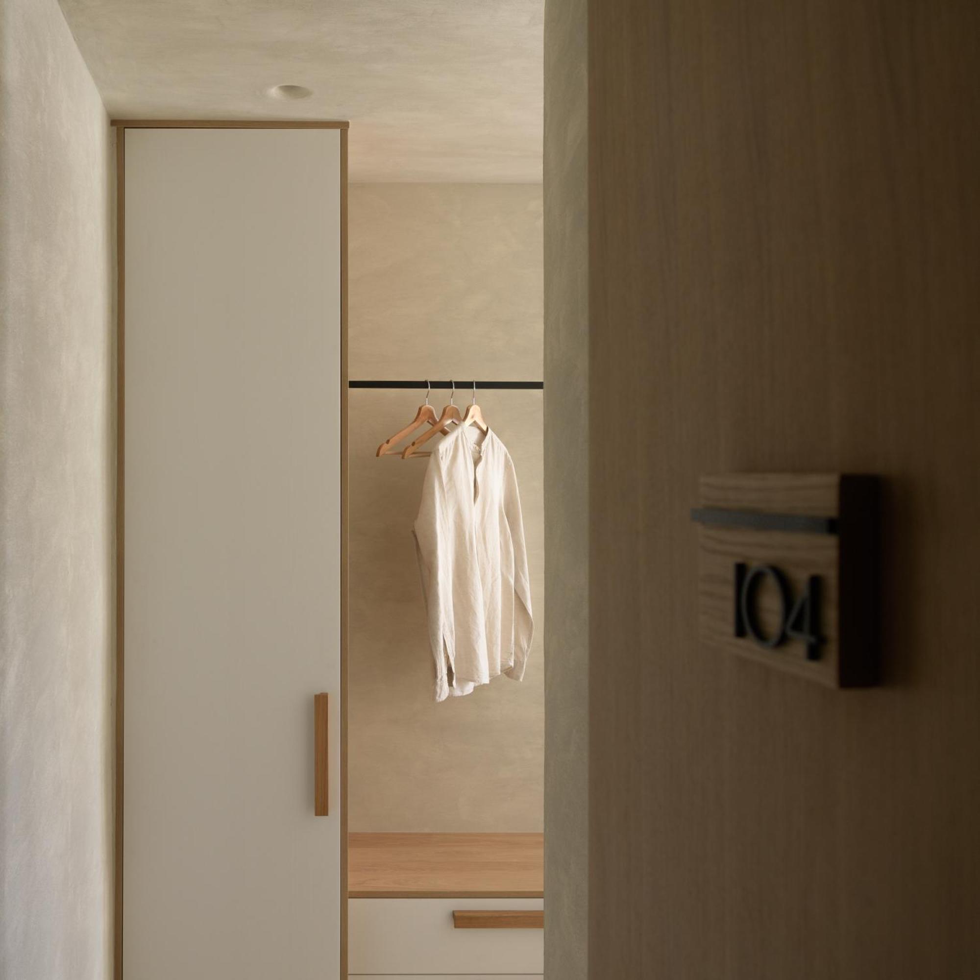 Apollo Aparthotel 3*